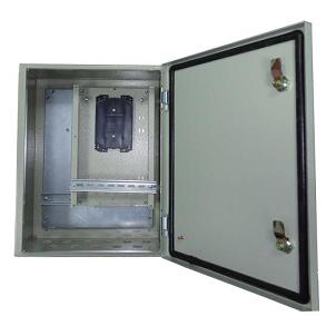 TFortis CrossBox-2 # Металлический шкаф для PSW-2G-UPS с установленым оптическим кроссом